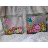 glasblok iets mat vierkant met gat